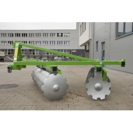 Борона дискова Bomet БДН 2,4м (2*11 на 3 стійки) на пальцях